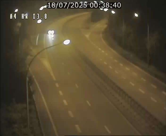 <h2>Webcam traffic A4 Luxembourg - BK 3.8 - Leudelange (direction Esch sur Alzette)</h2>