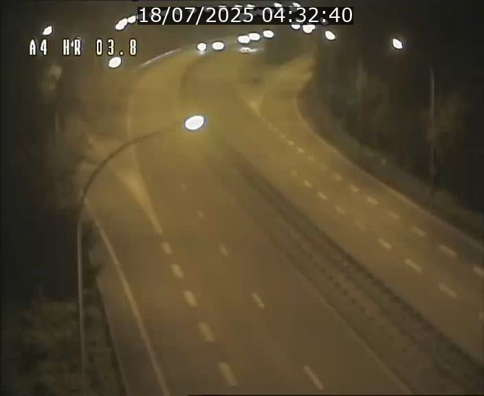<h2>Webcam traffic A4 Luxembourg - BK 3.8 - Leudelange (direction Esch sur Alzette)</h2>