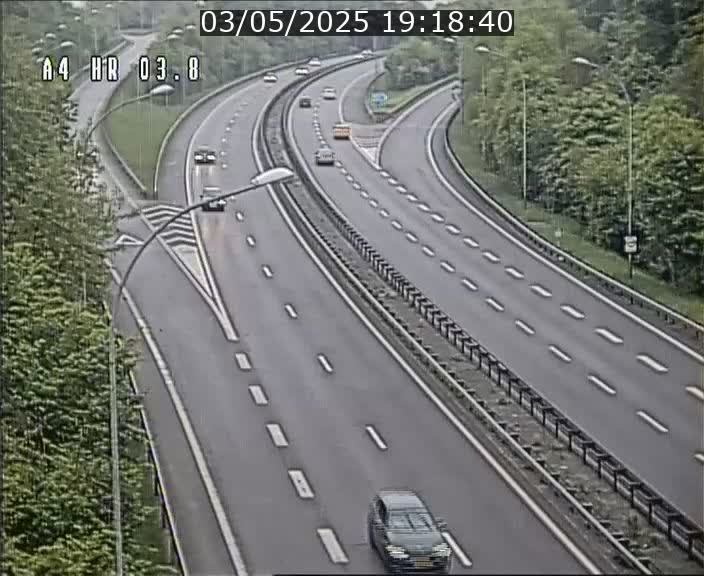 Webcam traffic A4 Luxembourg - BK 3.8 - Leudelange (direction Esch sur Alzette)