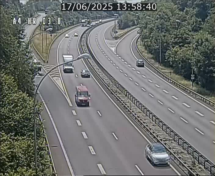 Webcam traffic A4 Luxembourg - BK 3.8 - Leudelange (direction Esch sur Alzette)