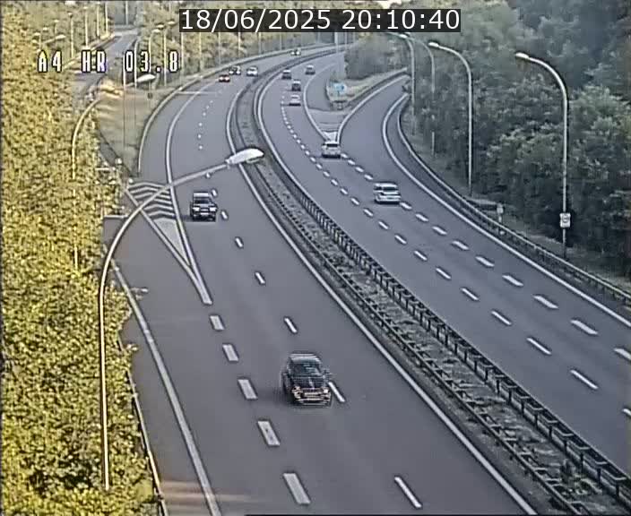 Webcam traffic A4 Luxembourg - BK 3.8 - Leudelange (direction Esch sur Alzette)
