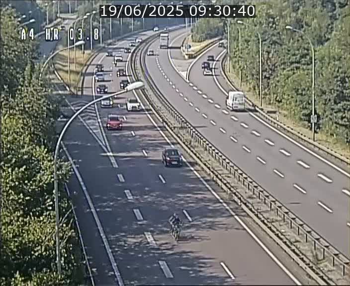 Webcam traffic A4 Luxembourg - BK 3.8 - Leudelange (direction Esch sur Alzette)