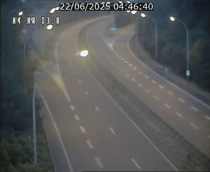 Webcam traffic A4 Luxembourg - BK 3.8 - Leudelange (direction Esch sur Alzette)