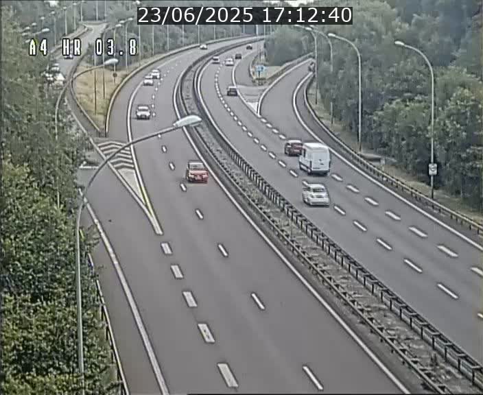 Webcam traffic A4 Luxembourg - BK 3.8 - Leudelange (direction Esch sur Alzette)