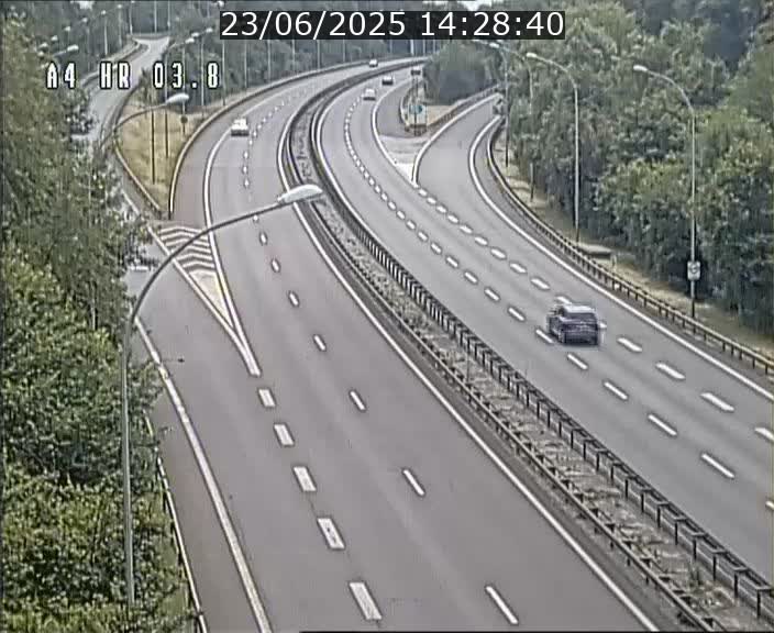 Webcam traffic A4 Luxembourg - BK 3.8 - Leudelange (direction Esch sur Alzette)