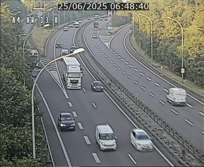 Webcam traffic A4 Luxembourg - BK 3.8 - Leudelange (direction Esch sur Alzette)