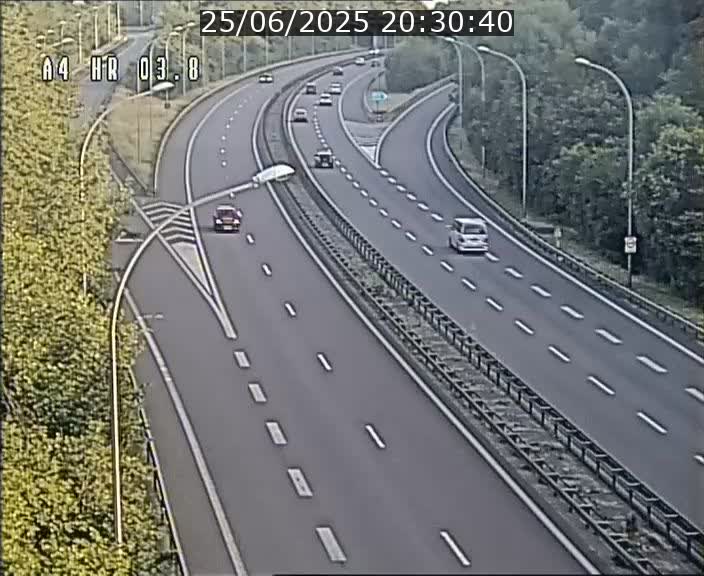 Webcam traffic A4 Luxembourg - BK 3.8 - Leudelange (direction Esch sur Alzette)