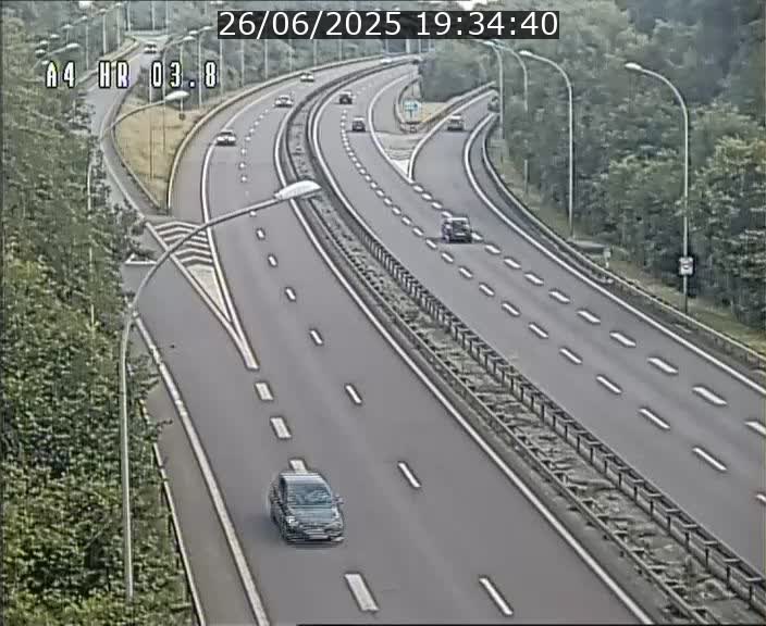 Webcam traffic A4 Luxembourg - BK 3.8 - Leudelange (direction Esch sur Alzette)