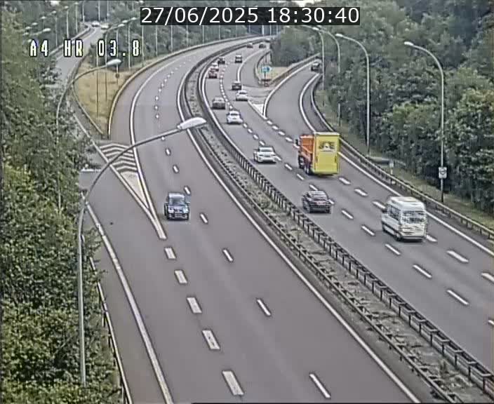 Webcam traffic A4 Luxembourg - BK 3.8 - Leudelange (direction Esch sur Alzette)