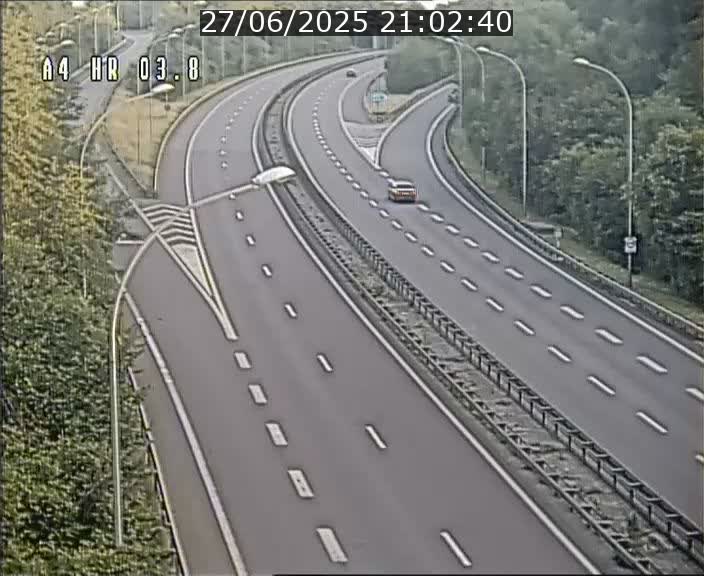 Webcam traffic A4 Luxembourg - BK 3.8 - Leudelange (direction Esch sur Alzette)