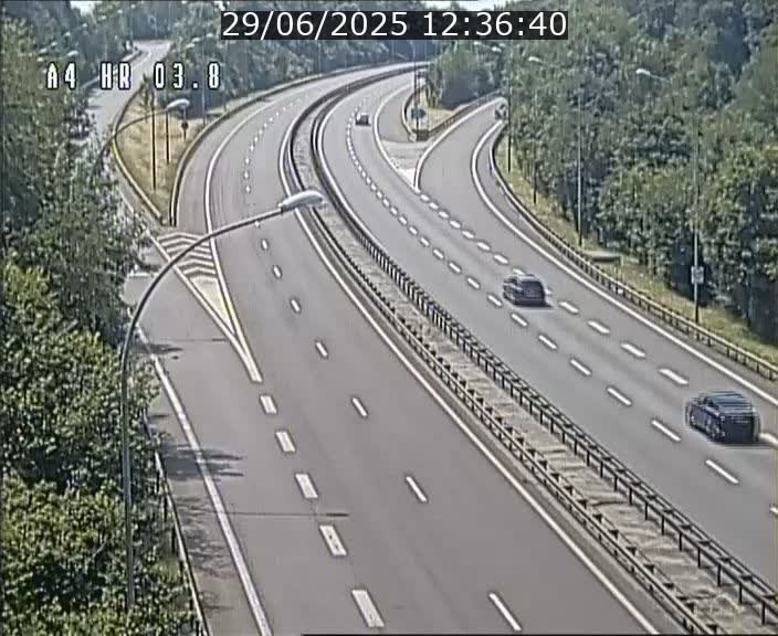 Webcam traffic A4 Luxembourg - BK 3.8 - Leudelange (direction Esch sur Alzette)