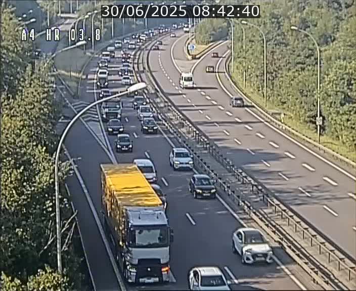 Webcam traffic A4 Luxembourg - BK 3.8 - Leudelange (direction Esch sur Alzette)