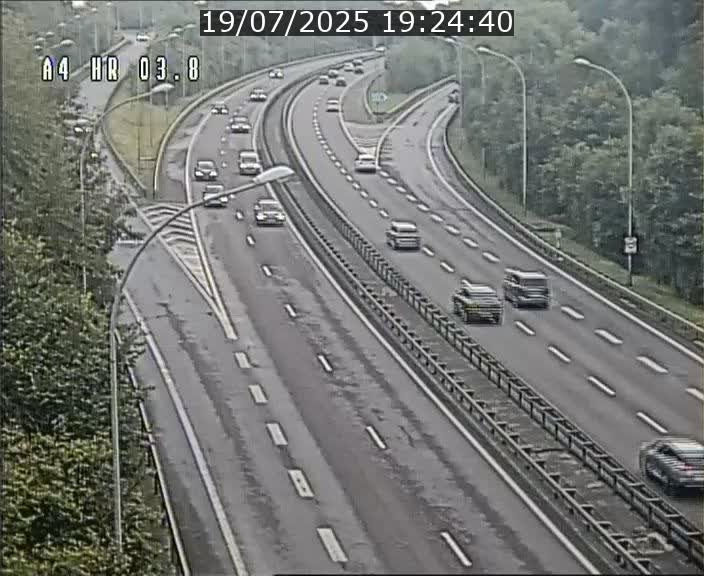 Webcam traffic A4 Luxembourg - BK 3.8 - Leudelange (direction Esch sur Alzette)