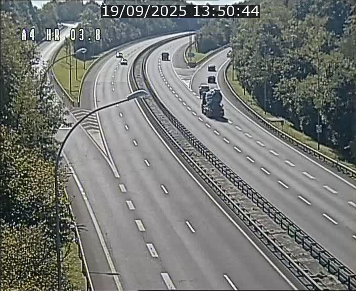 Webcam traffic A4 Luxembourg - BK 3.8 - Leudelange (direction Esch sur Alzette)