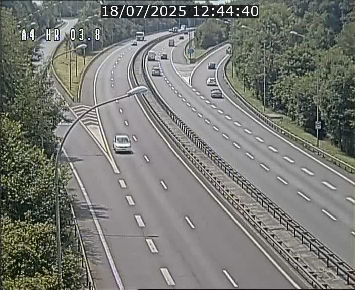 <h2>Webcam traffic A4 Luxembourg - BK 3.8 - Leudelange (direction Esch sur Alzette)</h2>