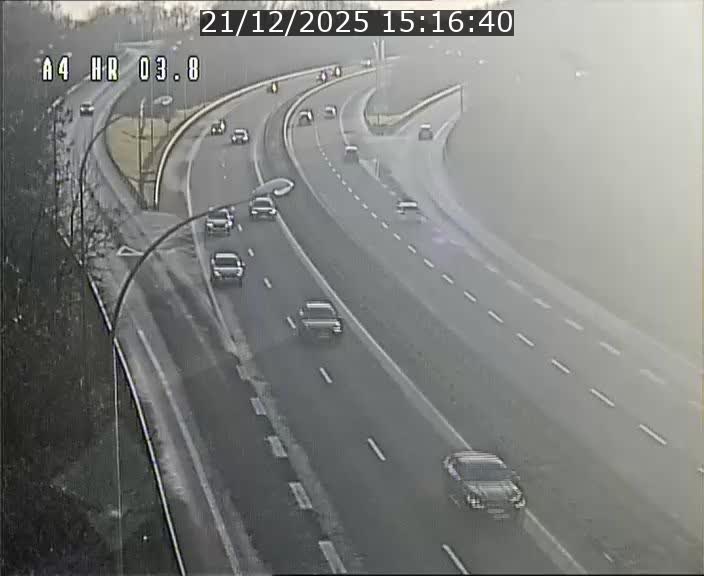 <h2>Webcam traffic A4 Luxembourg - BK 3.8 - Leudelange (direction Esch sur Alzette)</h2>