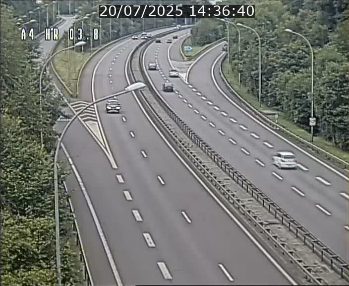 <h2>Webcam traffic A4 Luxembourg - BK 3.8 - Leudelange (direction Esch sur Alzette)</h2>