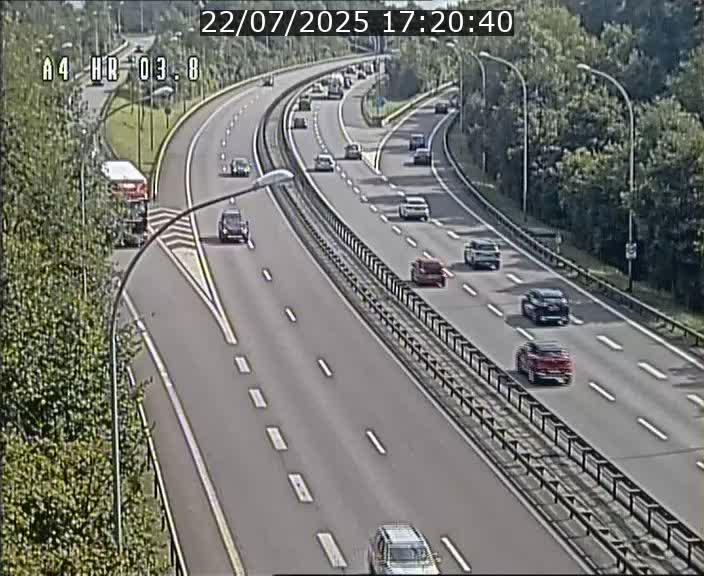 <h2>Webcam traffic A4 Luxembourg - BK 3.8 - Leudelange (direction Esch sur Alzette)</h2>