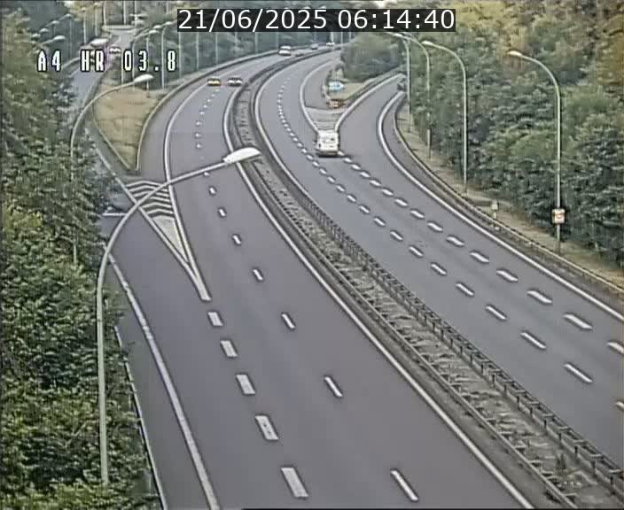 <h2>Webcam traffic A4 Luxembourg - BK 3.8 - Leudelange (direction Esch sur Alzette)</h2>