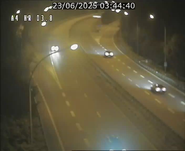 <h2>Webcam traffic A4 Luxembourg - BK 3.8 - Leudelange (direction Esch sur Alzette)</h2>