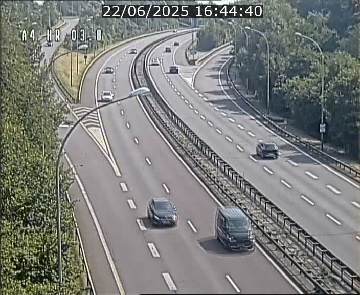 <h2>Webcam traffic A4 Luxembourg - BK 3.8 - Leudelange (direction Esch sur Alzette)</h2>