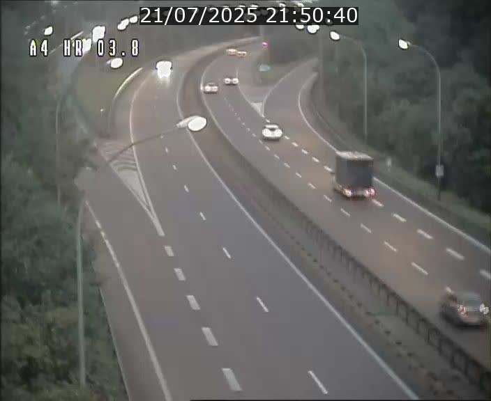 <h2>Webcam traffic A4 Luxembourg - BK 3.8 - Leudelange (direction Esch sur Alzette)</h2>
