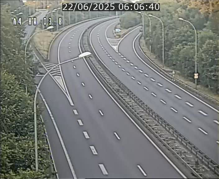 <h2>Webcam traffic A4 Luxembourg - BK 3.8 - Leudelange (direction Esch sur Alzette)</h2>