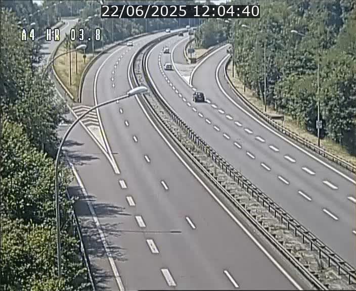 <h2>Webcam traffic A4 Luxembourg - BK 3.8 - Leudelange (direction Esch sur Alzette)</h2>