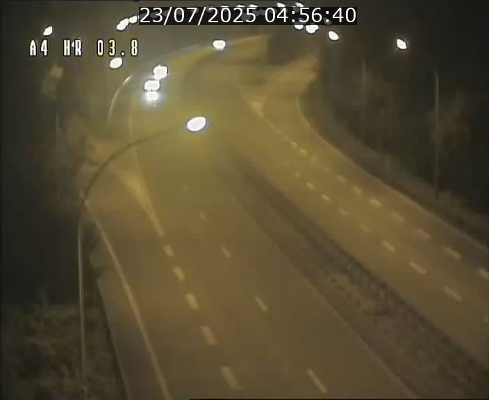 <h2>Webcam traffic A4 Luxembourg - BK 3.8 - Leudelange (direction Esch sur Alzette)</h2>