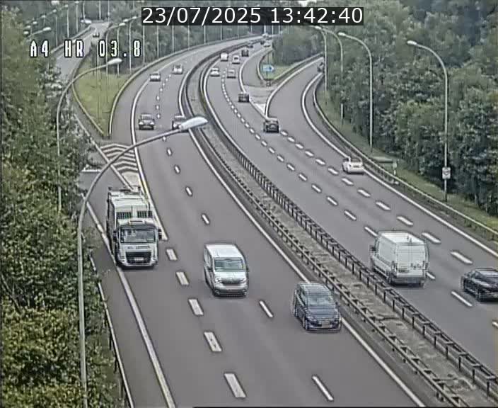 <h2>Webcam traffic A4 Luxembourg - BK 3.8 - Leudelange (direction Esch sur Alzette)</h2>