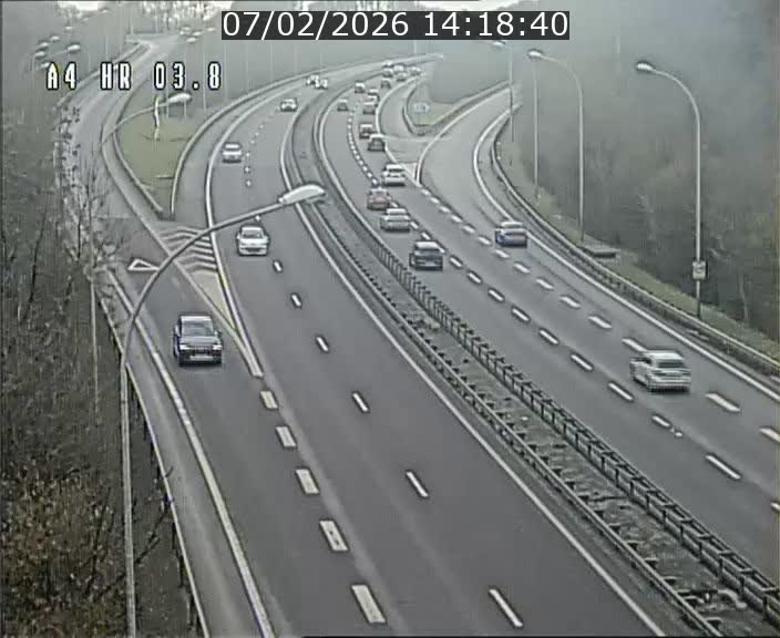 <h2>Webcam traffic A4 Luxembourg - BK 3.8 - Leudelange (direction Esch sur Alzette)</h2>