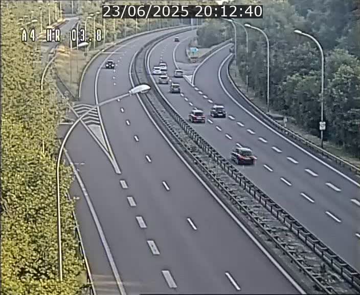 <h2>Webcam traffic A4 Luxembourg - BK 3.8 - Leudelange (direction Esch sur Alzette)</h2>