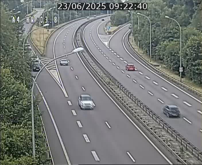 <h2>Webcam traffic A4 Luxembourg - BK 3.8 - Leudelange (direction Esch sur Alzette)</h2>
