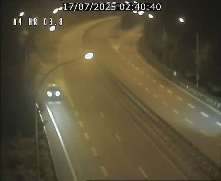 <h2>Webcam traffic A4 Luxembourg - BK 3.8 - Leudelange (direction Esch sur Alzette)</h2>