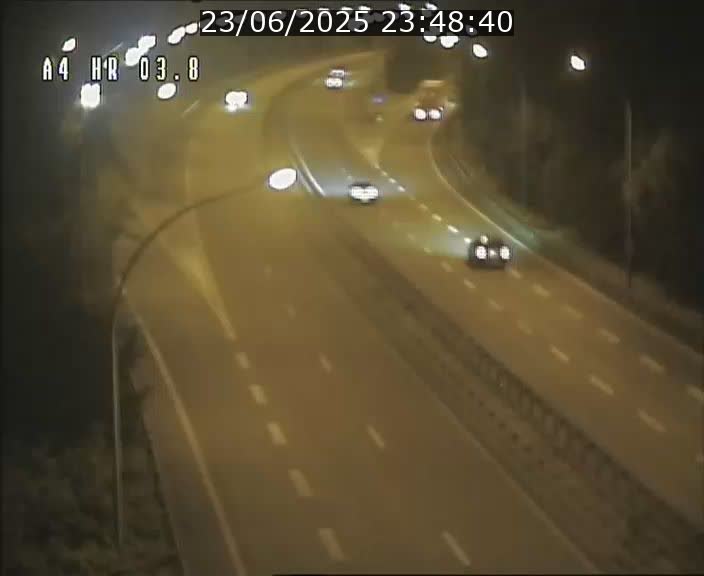 <h2>Webcam traffic A4 Luxembourg - BK 3.8 - Leudelange (direction Esch sur Alzette)</h2>