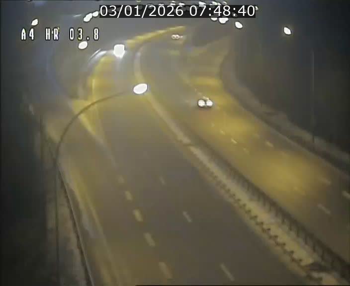 <h2>Webcam traffic A4 Luxembourg - BK 3.8 - Leudelange (direction Esch sur Alzette)</h2>