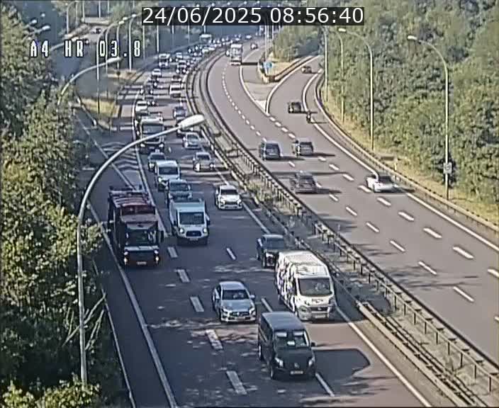 <h2>Webcam traffic A4 Luxembourg - BK 3.8 - Leudelange (direction Esch sur Alzette)</h2>