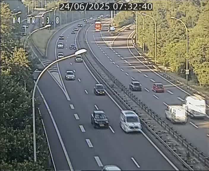<h2>Webcam traffic A4 Luxembourg - BK 3.8 - Leudelange (direction Esch sur Alzette)</h2>