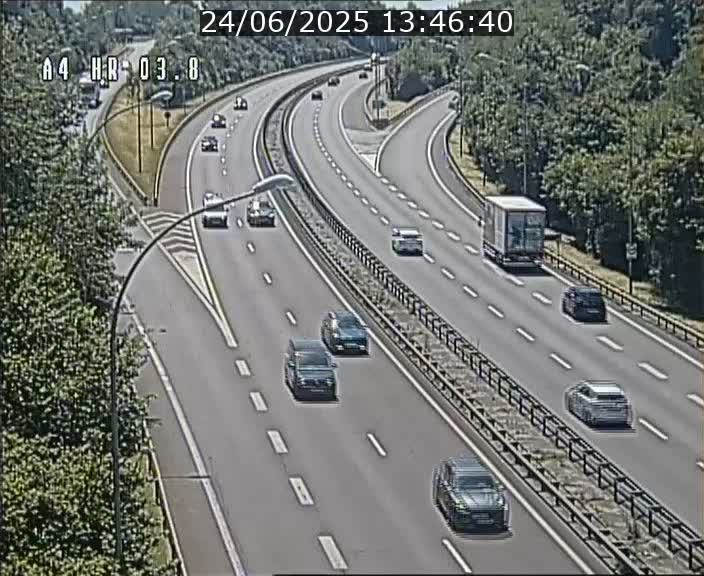 <h2>Webcam traffic A4 Luxembourg - BK 3.8 - Leudelange (direction Esch sur Alzette)</h2>