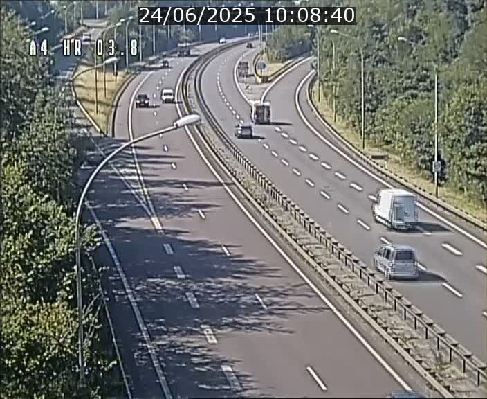 <h2>Webcam traffic A4 Luxembourg - BK 3.8 - Leudelange (direction Esch sur Alzette)</h2>