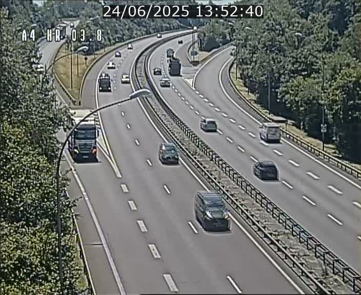 <h2>Webcam traffic A4 Luxembourg - BK 3.8 - Leudelange (direction Esch sur Alzette)</h2>