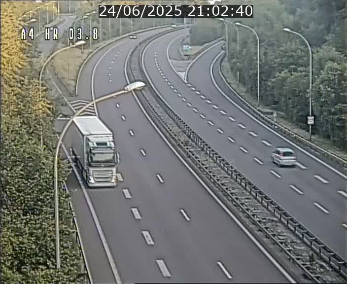 <h2>Webcam traffic A4 Luxembourg - BK 3.8 - Leudelange (direction Esch sur Alzette)</h2>