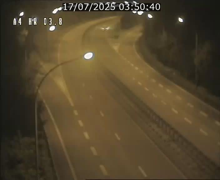 <h2>Webcam traffic A4 Luxembourg - BK 3.8 - Leudelange (direction Esch sur Alzette)</h2>