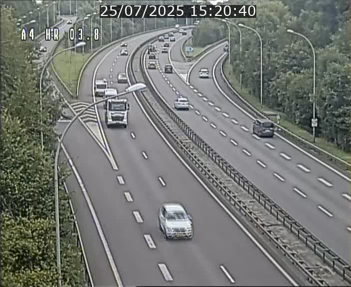 <h2>Webcam traffic A4 Luxembourg - BK 3.8 - Leudelange (direction Esch sur Alzette)</h2>
