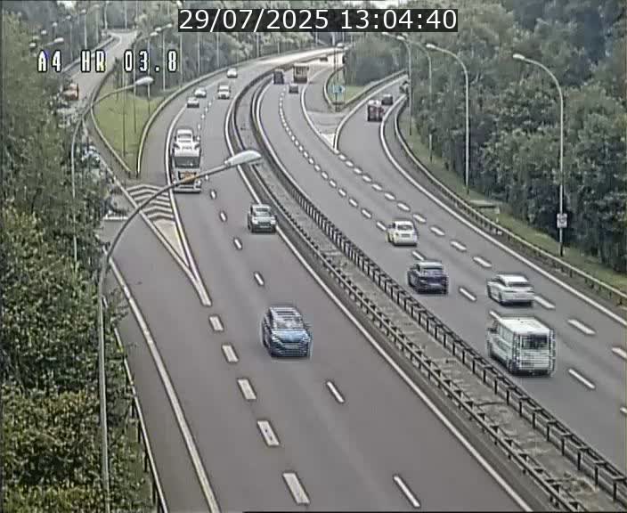<h2>Webcam traffic A4 Luxembourg - BK 3.8 - Leudelange (direction Esch sur Alzette)</h2>