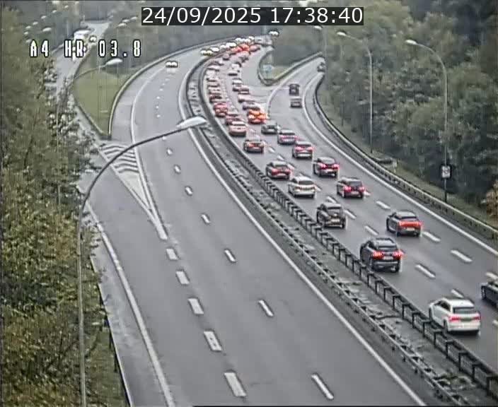 <h2>Webcam traffic A4 Luxembourg - BK 3.8 - Leudelange (direction Esch sur Alzette)</h2>