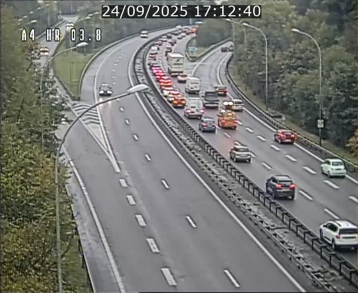 <h2>Webcam traffic A4 Luxembourg - BK 3.8 - Leudelange (direction Esch sur Alzette)</h2>