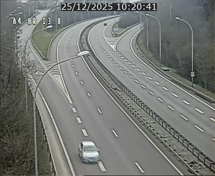 <h2>Webcam traffic A4 Luxembourg - BK 3.8 - Leudelange (direction Esch sur Alzette)</h2>