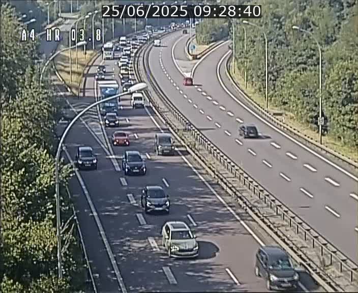 <h2>Webcam traffic A4 Luxembourg - BK 3.8 - Leudelange (direction Esch sur Alzette)</h2>