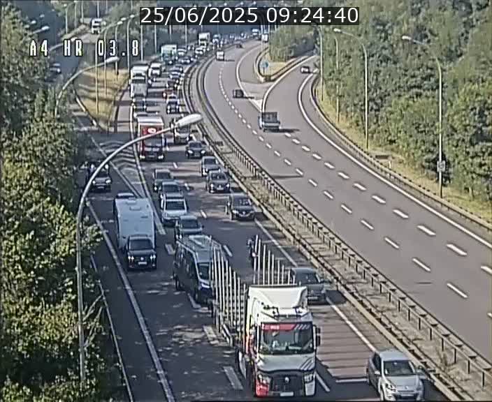 <h2>Webcam traffic A4 Luxembourg - BK 3.8 - Leudelange (direction Esch sur Alzette)</h2>